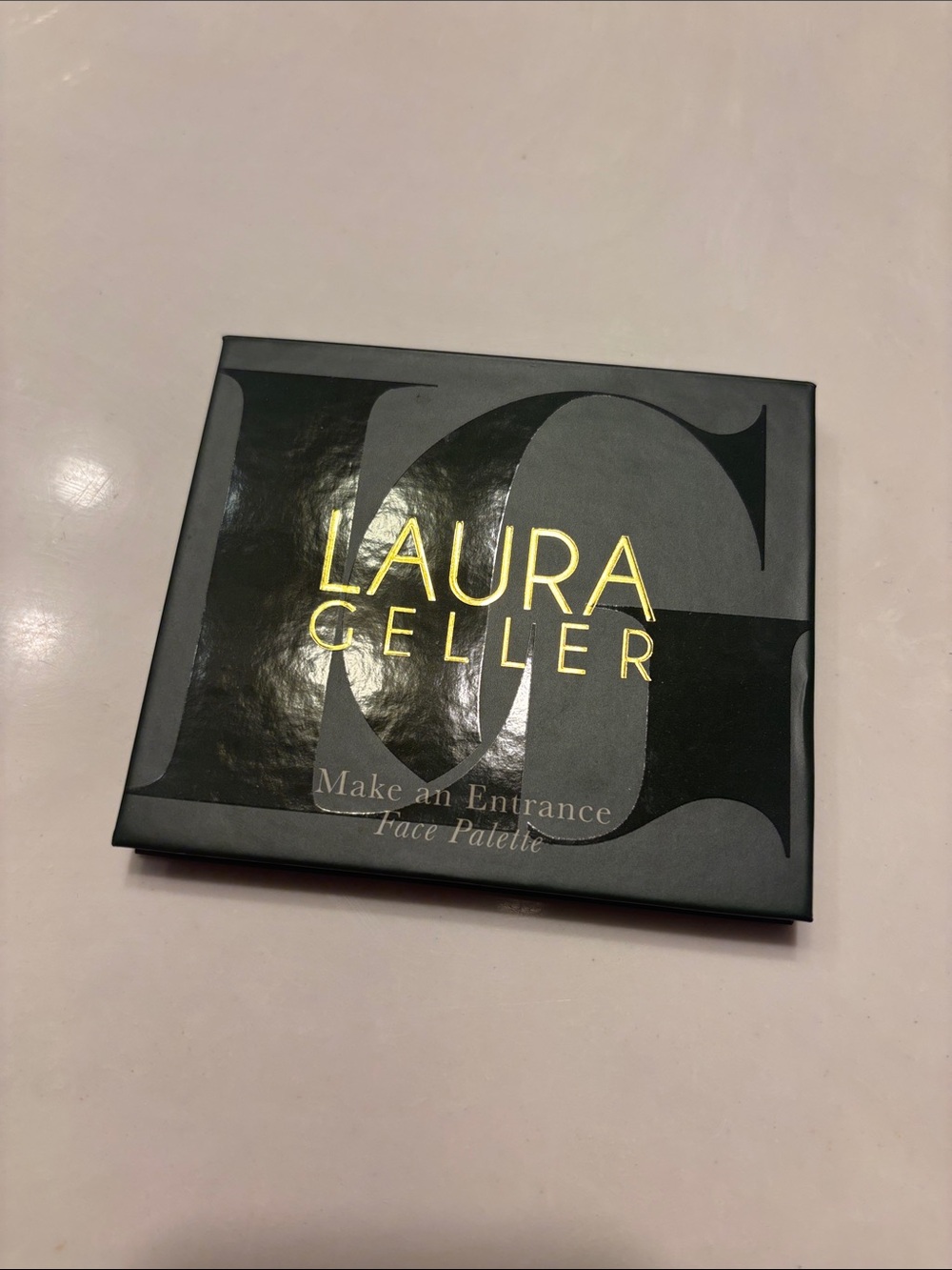 New unopened Laura Geller Make an Entrance Face Palette